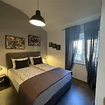 Urban Apartman *