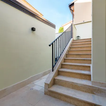 Apartment Urban